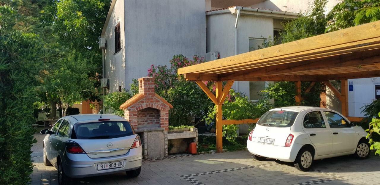 Apartmani Pajalic Krk Town Zewnętrze zdjęcie